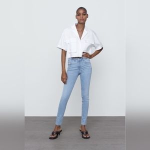 ZARA Mid-Rise Sculp Jeans (Size: US 6)